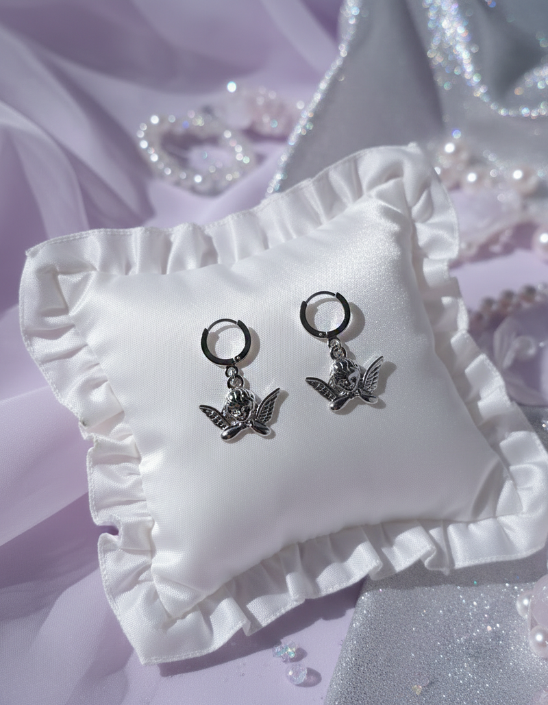 Petit Angel Huggies Piercing - Silver Color