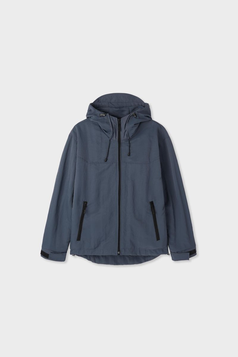Vault Windbreaker