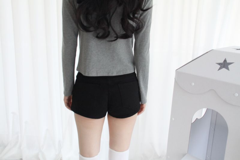 Black Spand Denim Shorts