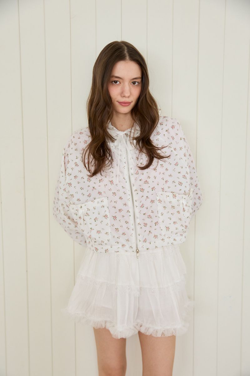 BLOOMING BREEZE WIND BREAKER