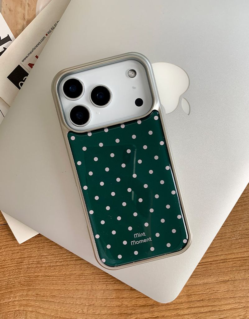 Mint Moment（ミントモーメント）の「[MADE]ディープグリーンドット シルバーエポキシバンパー iPhoneケース（Smartphone Accessories）」