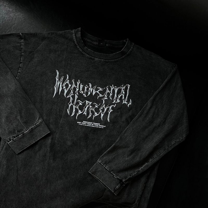 COZINESS（コジネス）の「DP807699533145 Flame Lettering Long-Sleeved T-Shirt（Tops）」