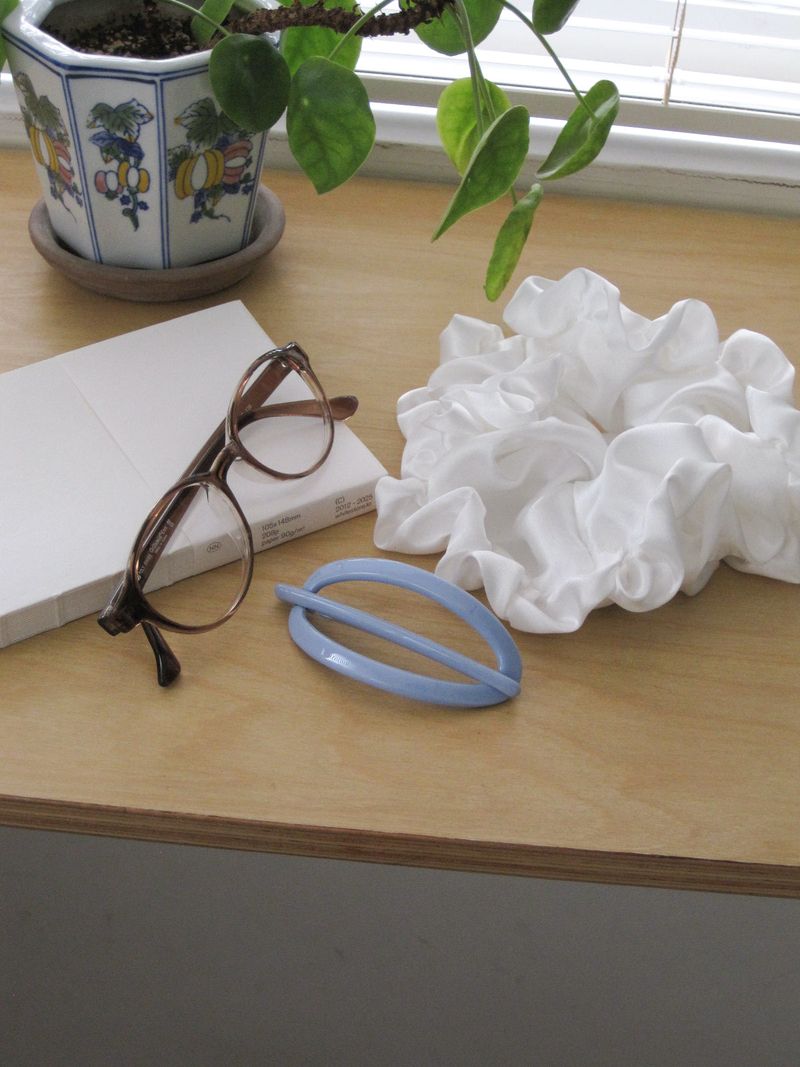 After Frill Scrunchie (White)