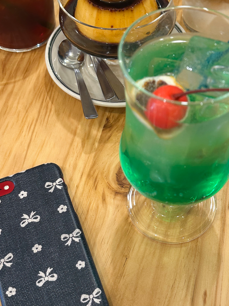 tiny weather(タイニーウェザー)の「ribbon denim hard case(Smartphone Accessories)」