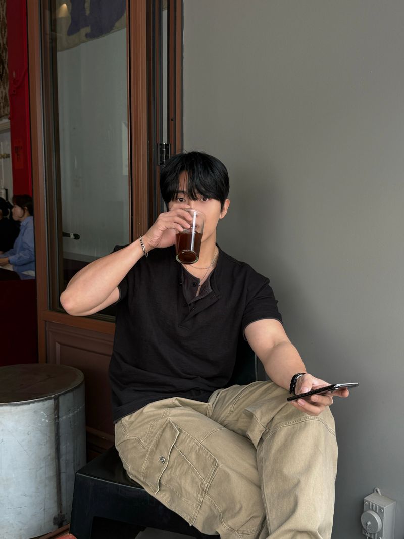 Thorpe layered henley neck short sleeve