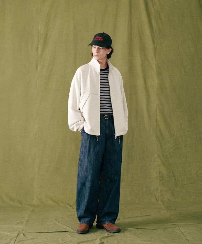 26SS★ Flip Pocket Stand Zip-Up