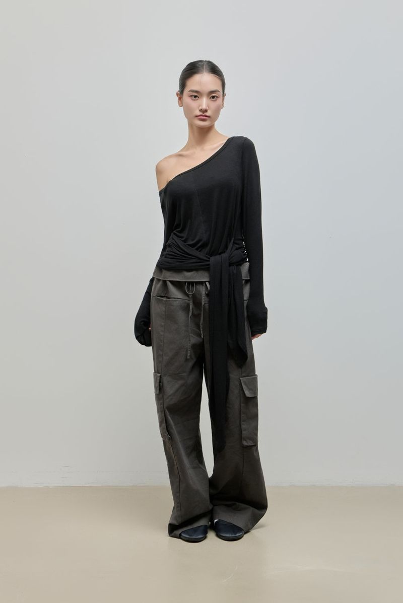 Wrapping Shirring Tee_Black