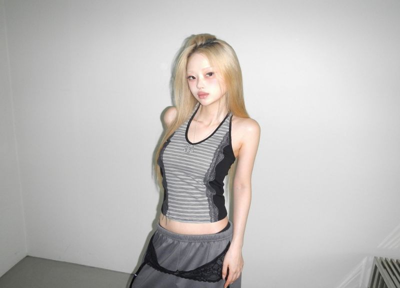 blin corsage stripe halter top