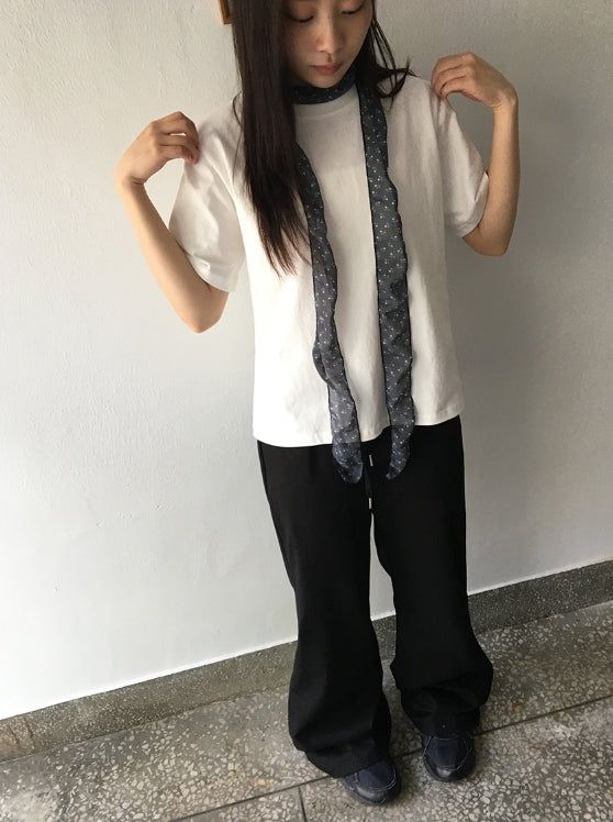 Ruhi Small Flower Scarf