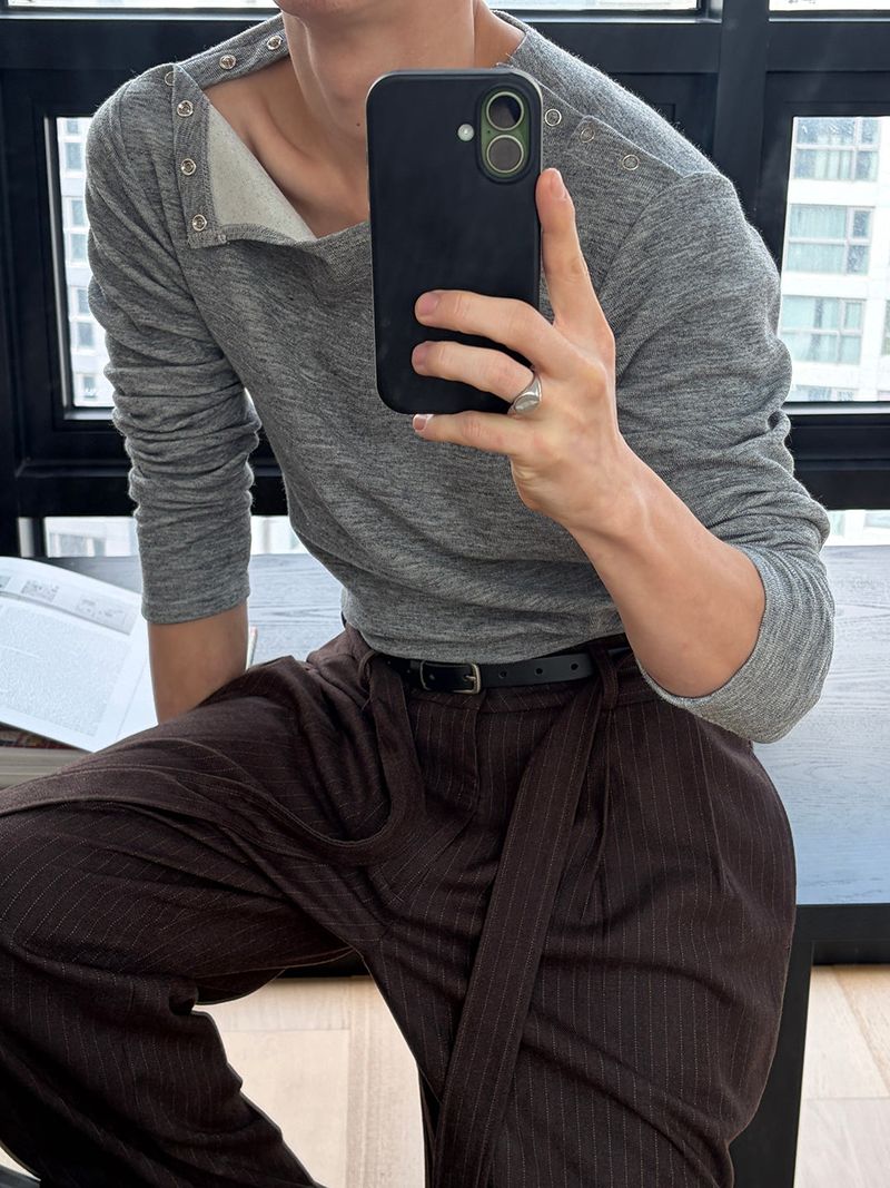 LAURANT（ロラン）の「Double button boat neck long sleeves(3color)（Tops）」