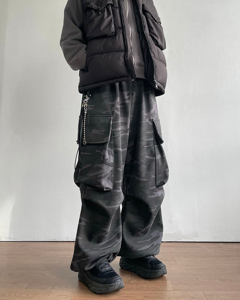 Camo Balloon Napping Sweatpants