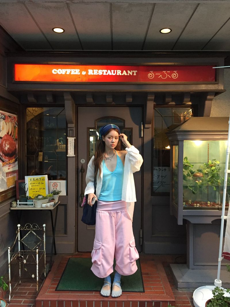 barbie fold cargo capripants