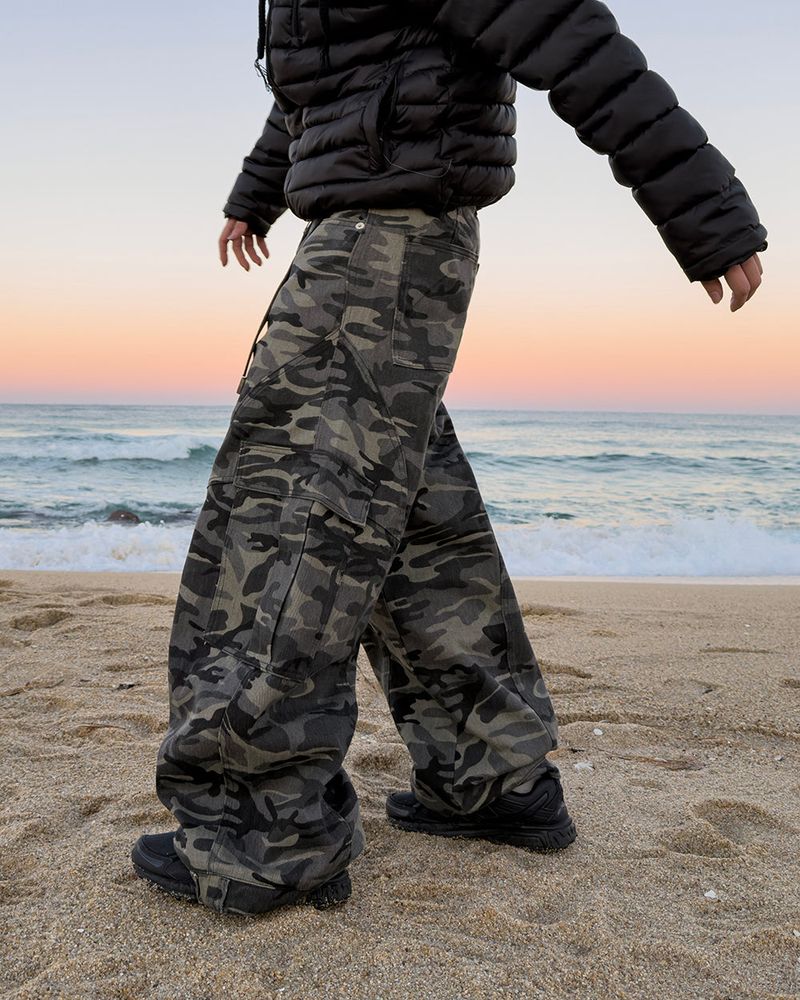 Camboro curved camo pants
