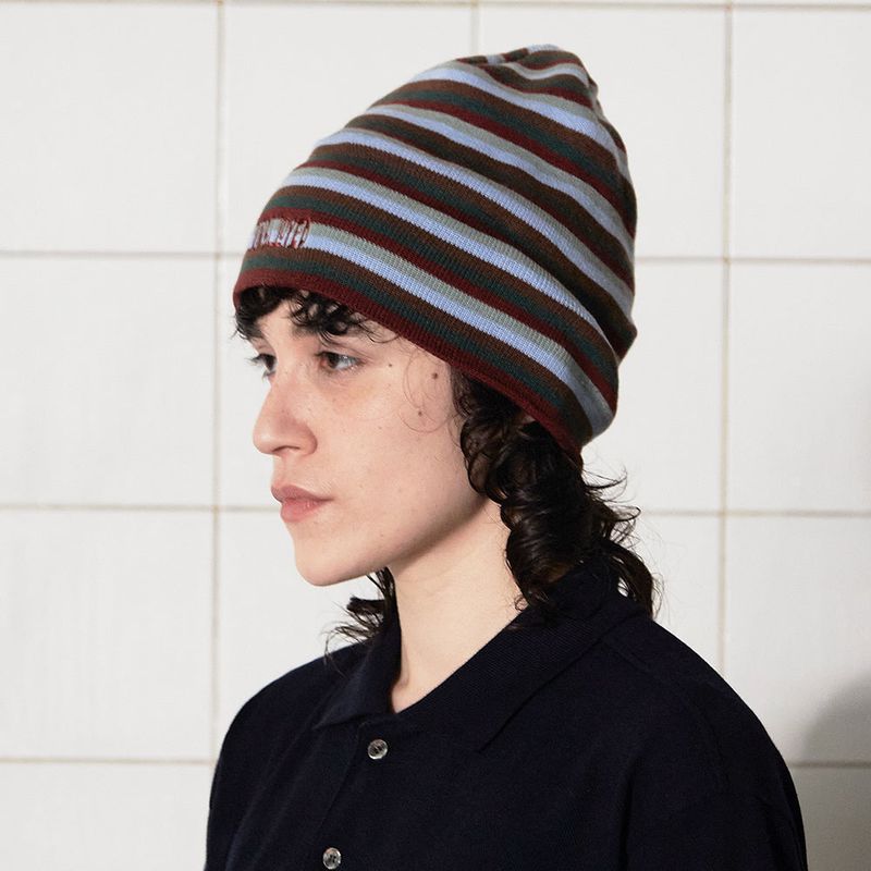 LOGO STRIPE BEANIE / BRICK