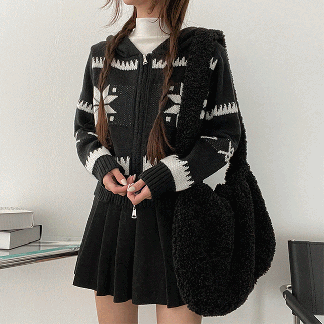 hijjoo（ハイチュー）の「a poodle wool bag（Bags）」