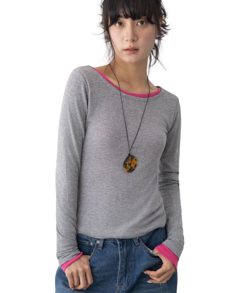 un:tyl（オンタイル）の「Duo U-Neck Long Sleeve T-Shirt（Tops）」