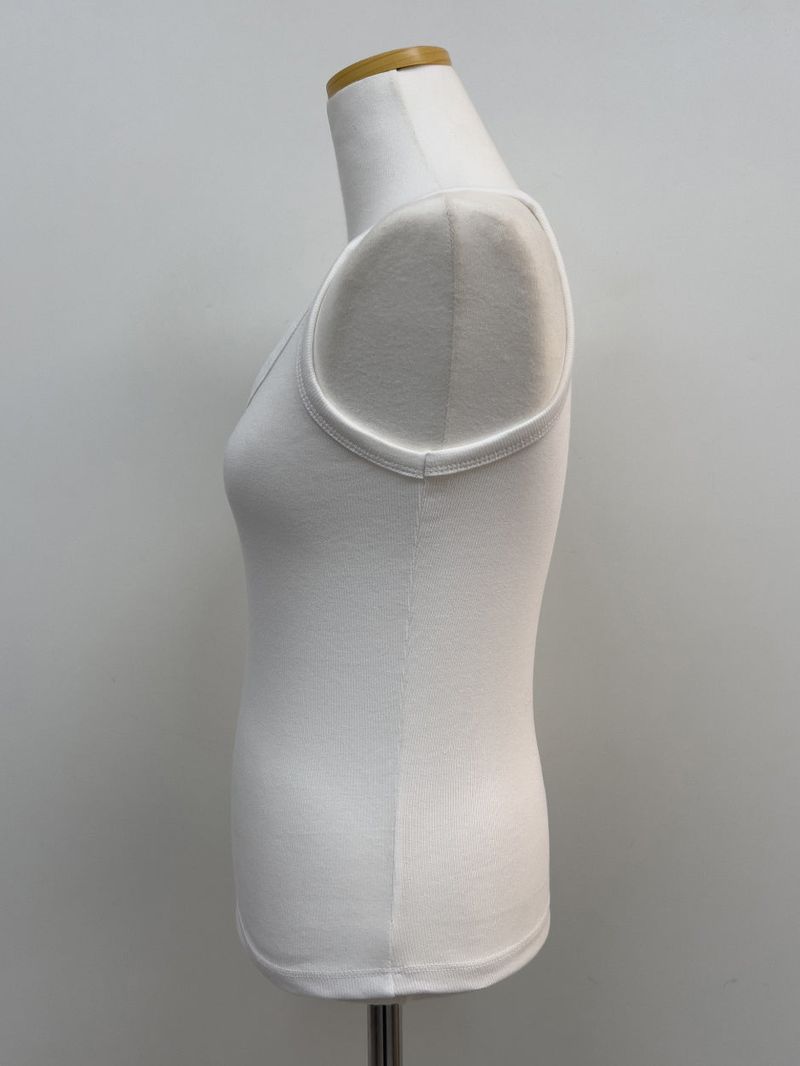 Ribbed sleeveless top