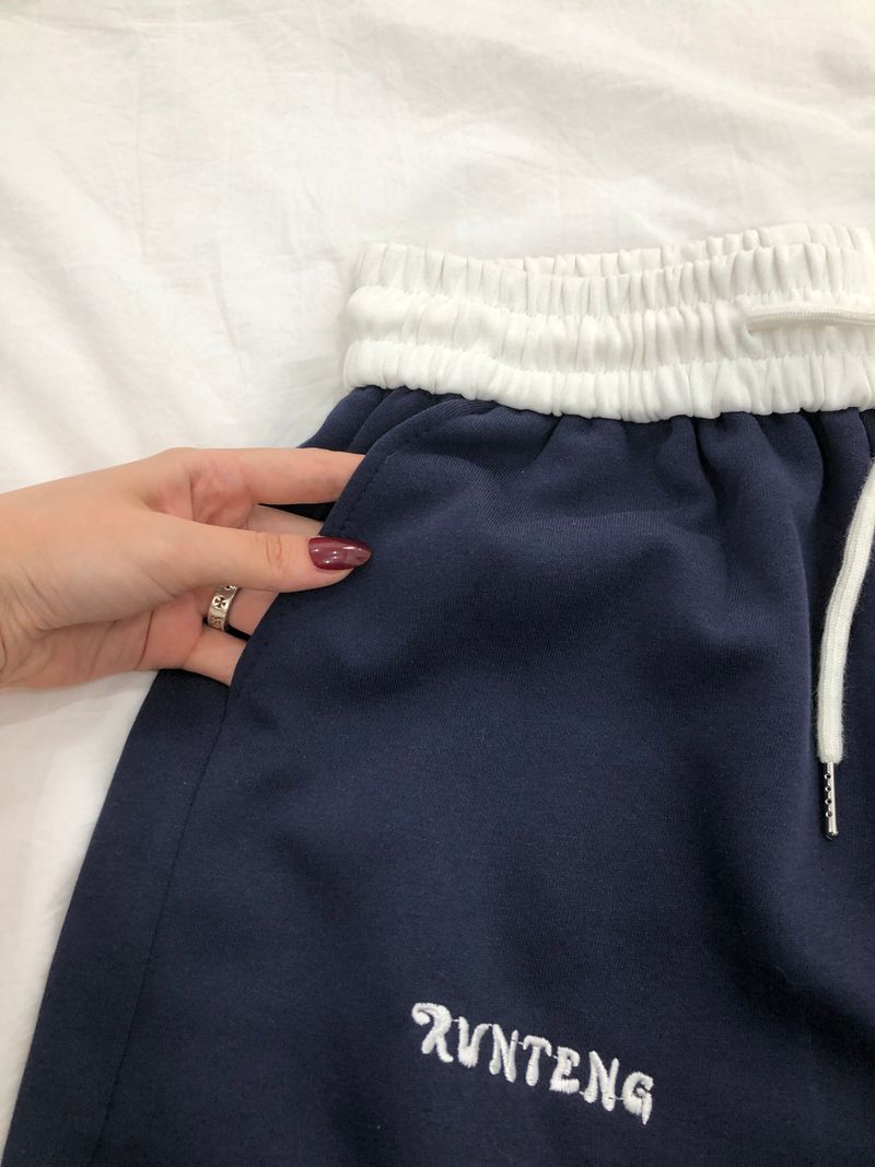 I ♥ Heart patch pants