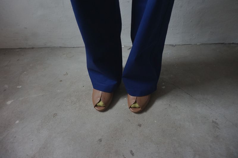 curve toe mule
