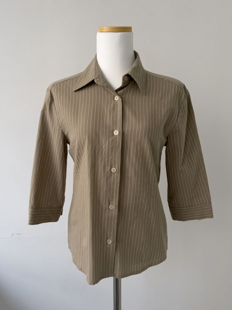 Striped elbow length slim fit shirt