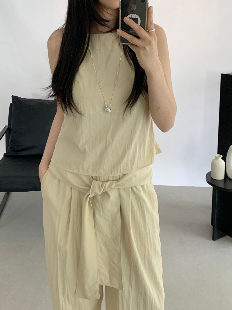 Raina halterneck sleeveless blouse