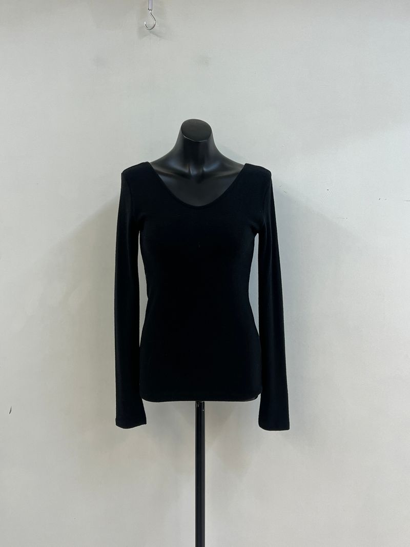 Napping V-neck Long Sleeve T-shirt