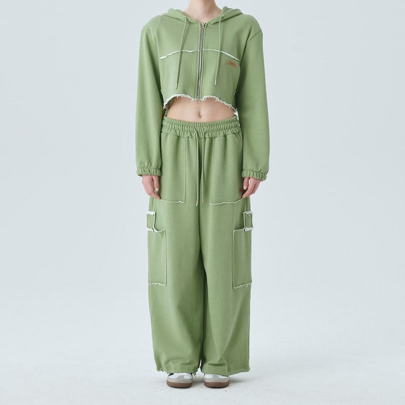 MOIFAIRE(モイフェア)の「PIGMENT DYEING SWEATPANTS / GREEN(Pants)」