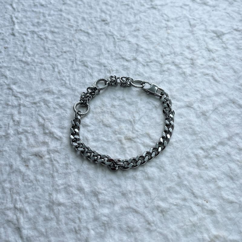 Twisted Ring Cuban Bracelet