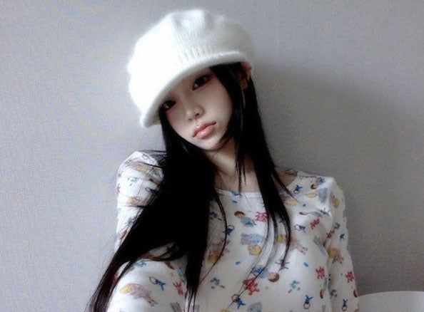 bebe tee