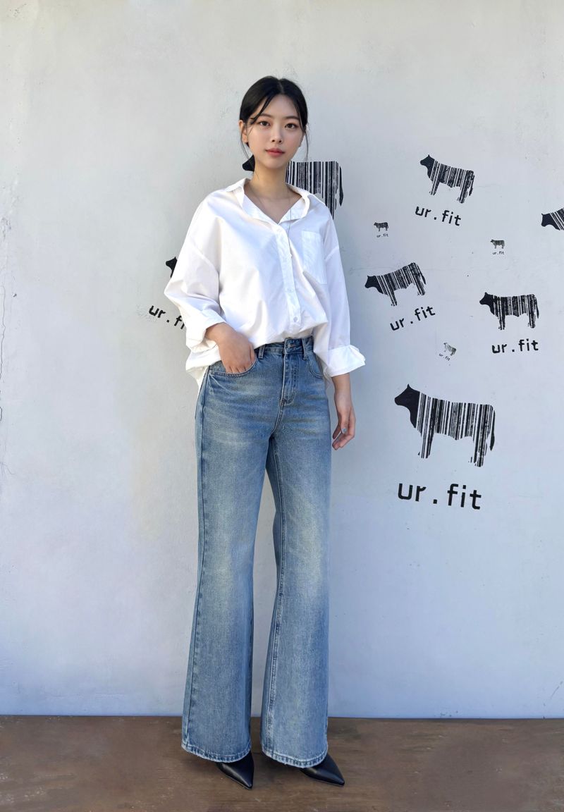 REGULAR SEMI BOOTCUT DENIM PANTS code 25007