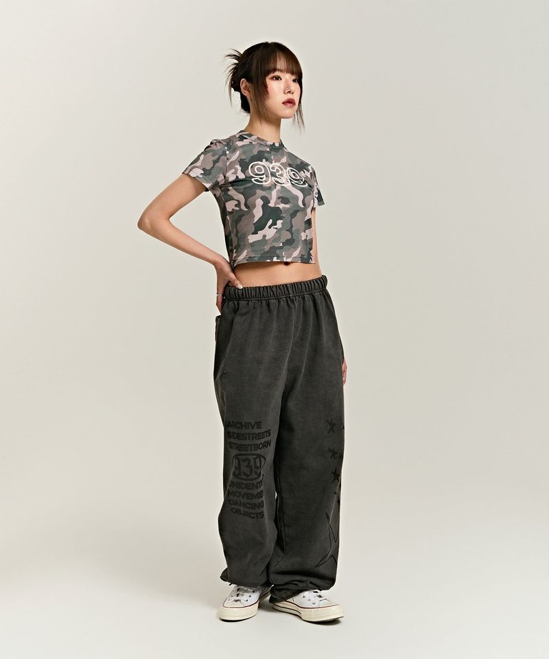 939 LOGO MIX PATTERN CROP TOP (CAMO)