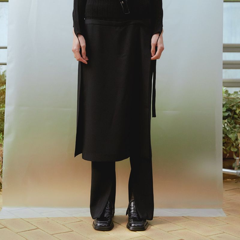 13MONTH(サーティーンマンス)の「Wrap Layered Skirt Pants (BLACK) (Pants)」