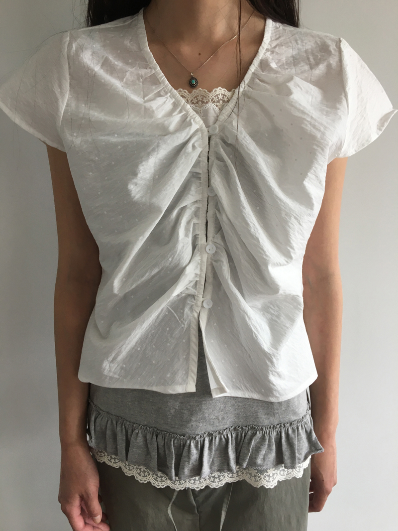 Wing Dot Shirring Blouse (2color)