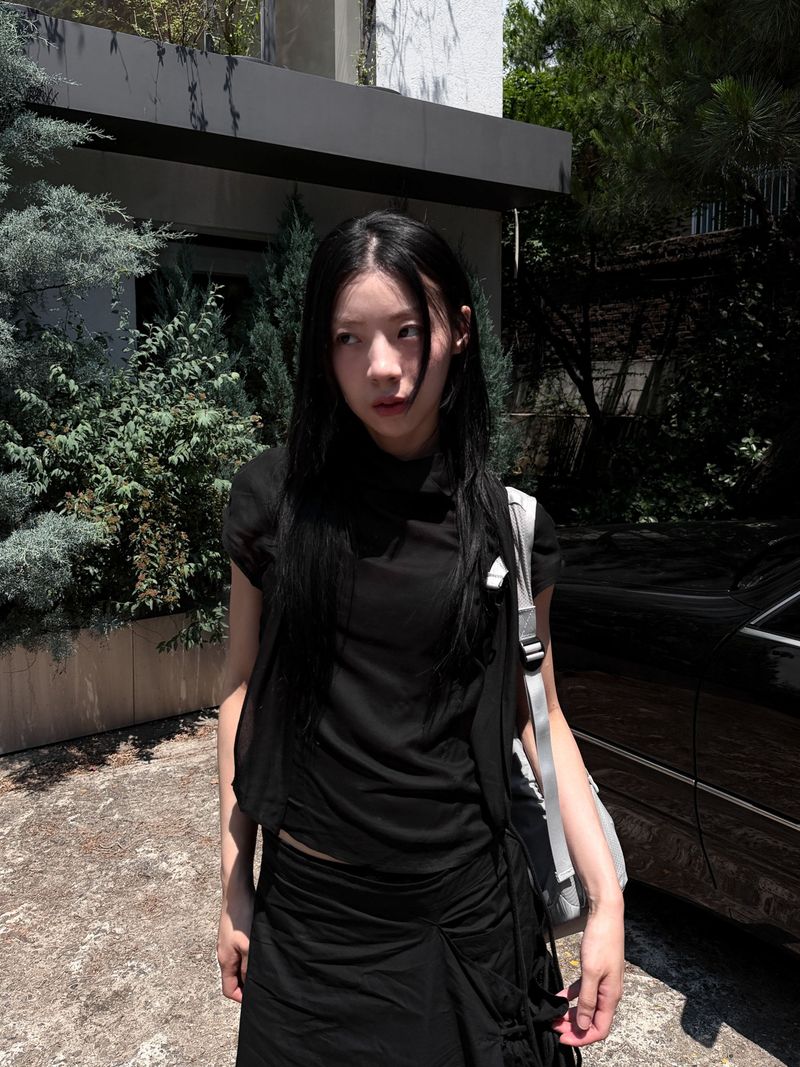 STRAP LESSON BLOUSE