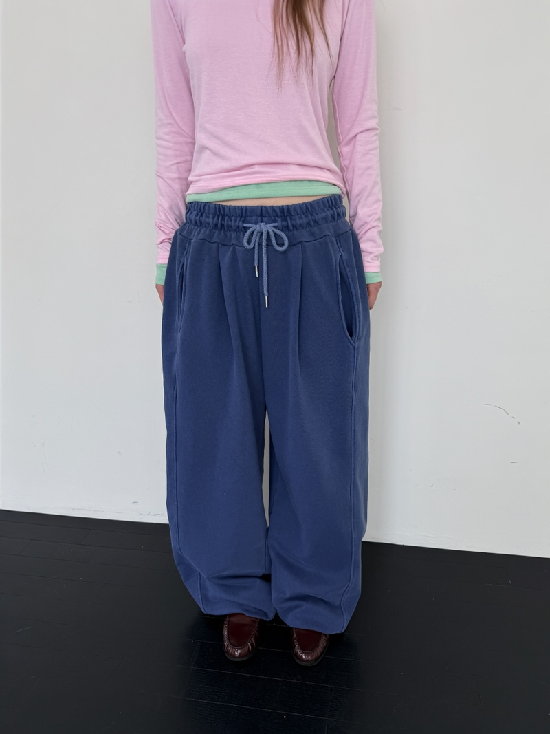 another language（アナザーランゲージ）の「pigment wide sweat pants（Pants）」