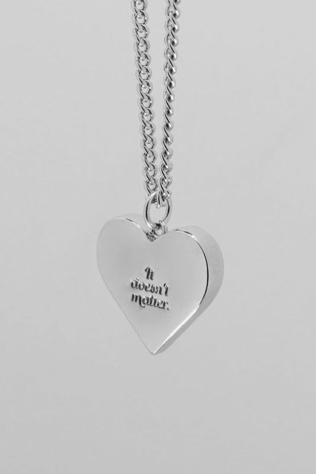 Flat heart symbol necklace