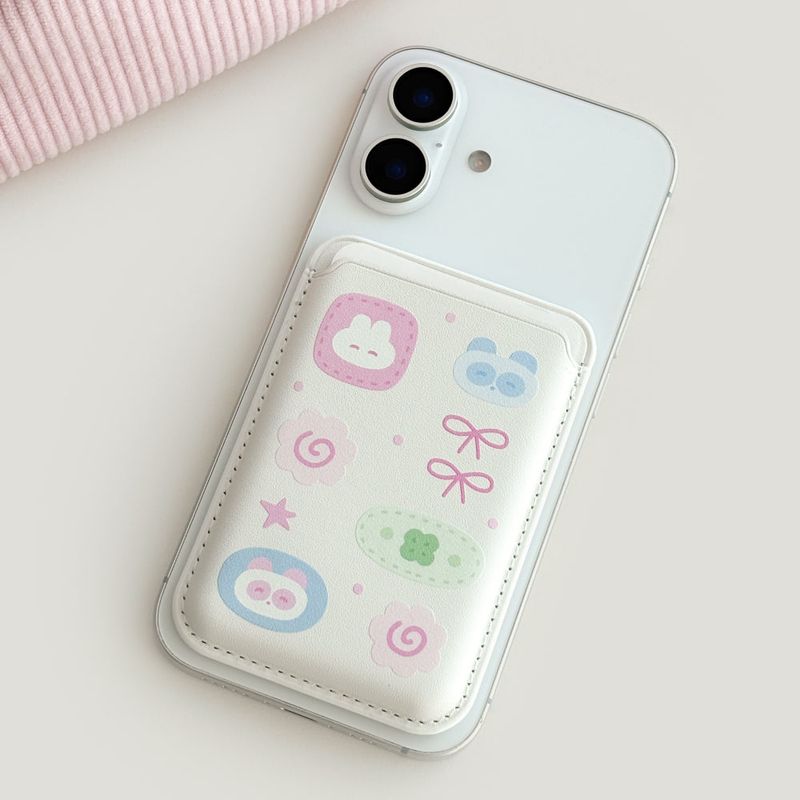Monani Studio（モナニースタジオ）の「[Macsafe] パンダマグセーフレザーカードウォレット（スマホグッズ/小物）」