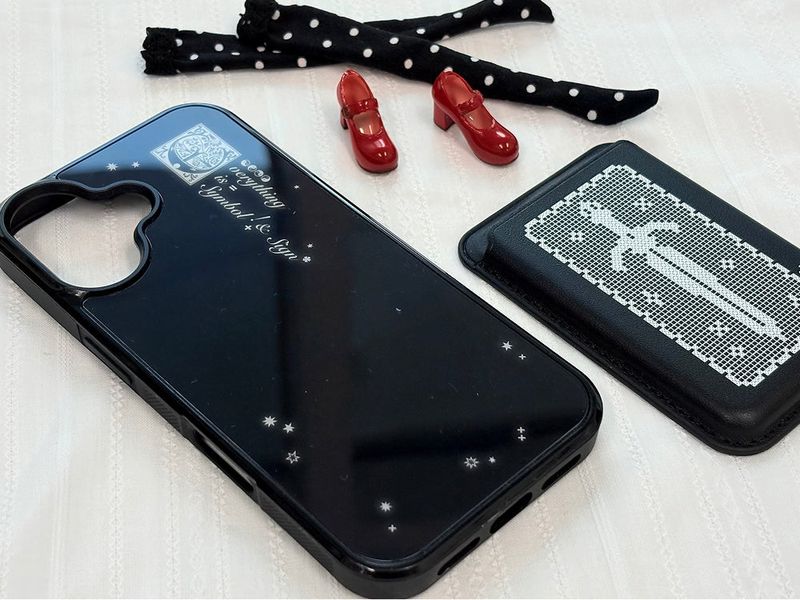 [+MagSafe] Tattoo - Midnight | Bumper Case