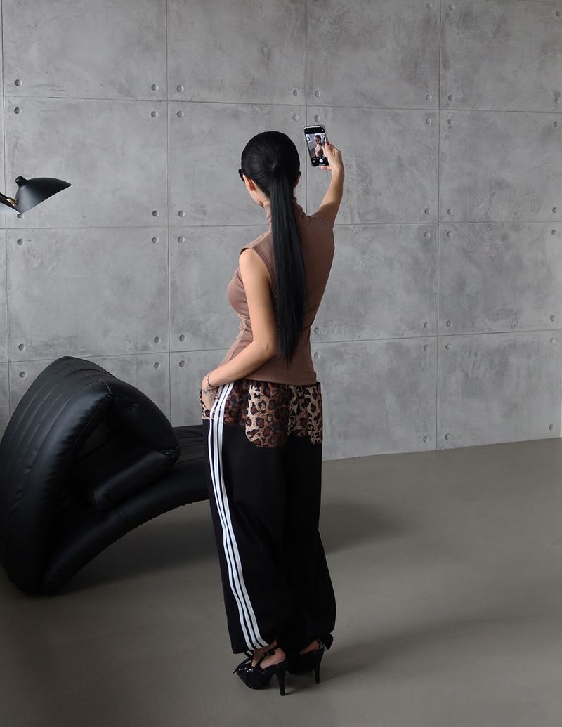 leopard track napping string jogger wide pants