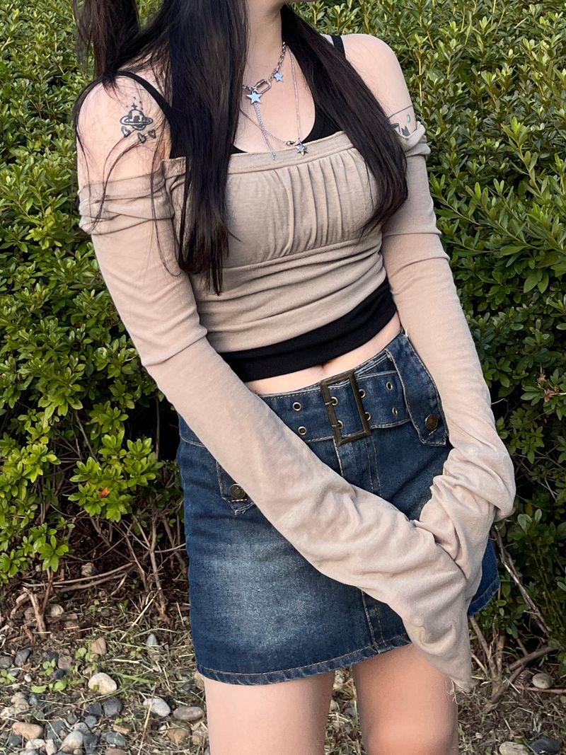 airy Off-Shoulder Shirring Long sleeve