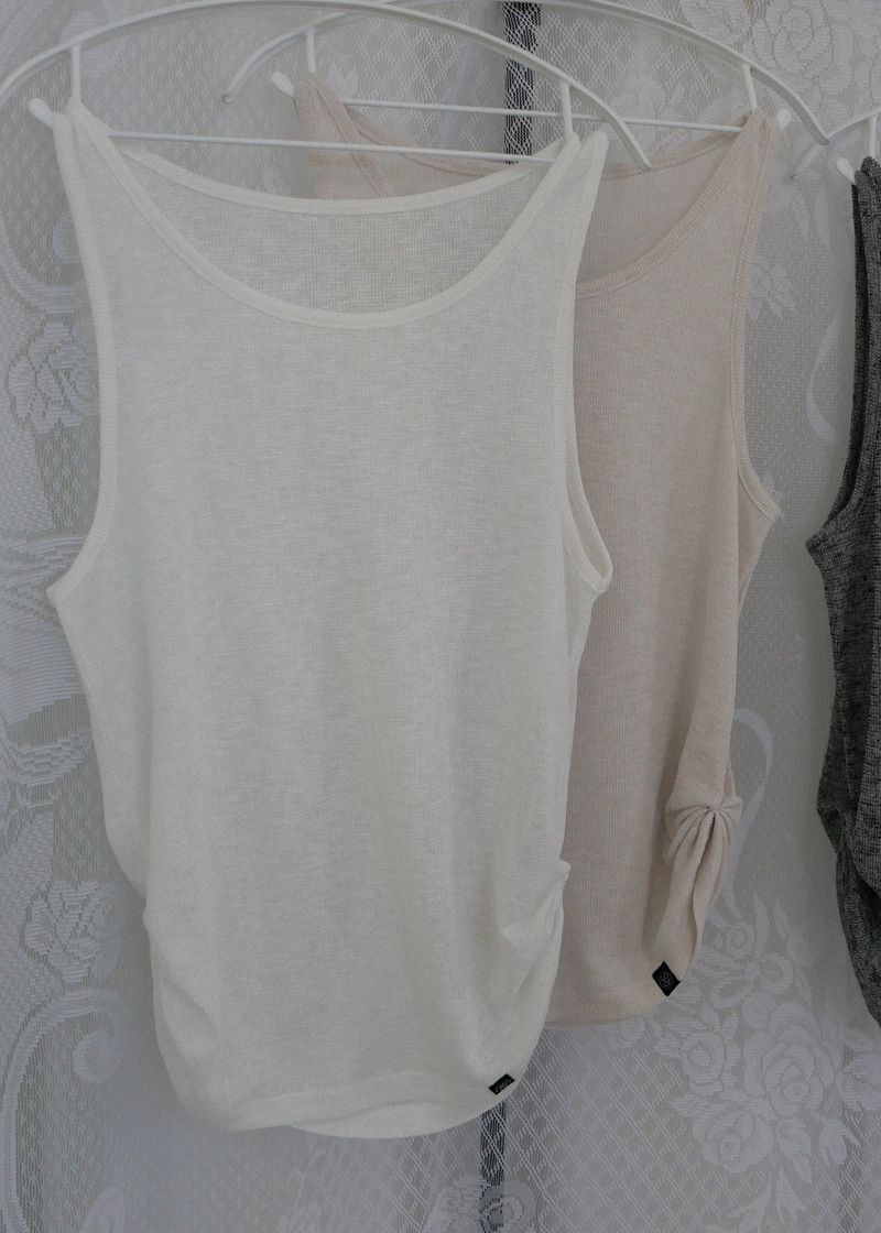 Linen Shirring Sleeveless Top_Ivory