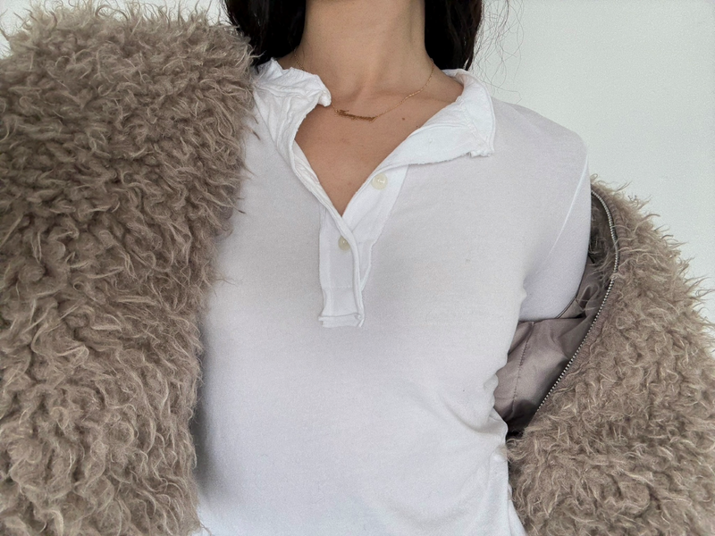 Things and stuff（シングス アンド スタッフ）の「Noi henly neck T-shirt（Tops）」
