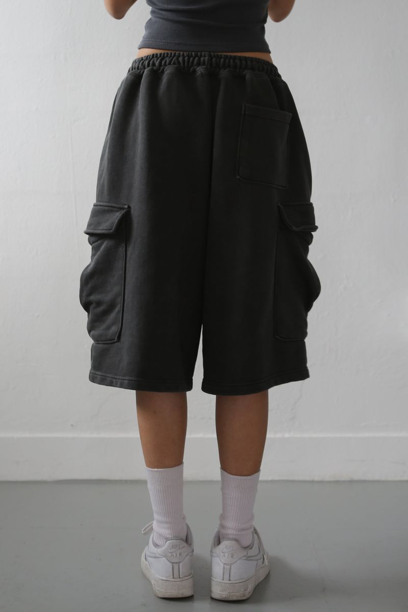 ASH PIGMENT BERMUDA PANTS