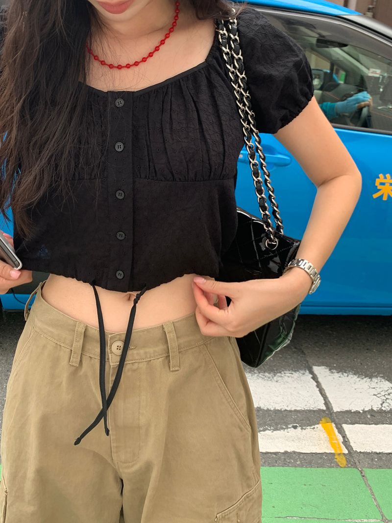 [MADE] CAROT FLOWER PUNCHING CROP BLOUSE