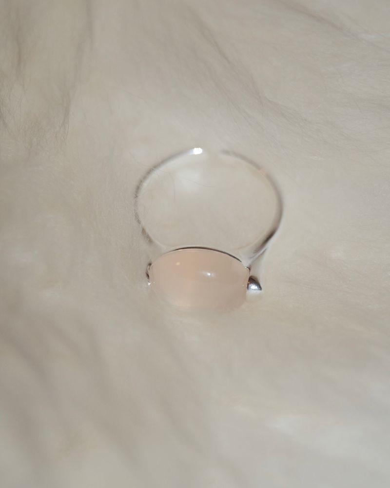 JELLYBEAN STONE OPEN RING