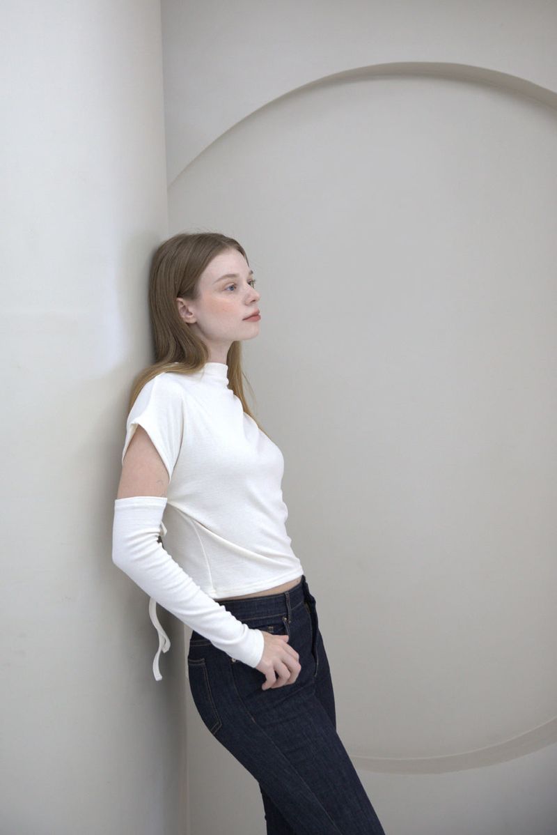 cattline(カトリーヌ)の「Half Neck Cut-out T-shirt Ivory(Tops)」