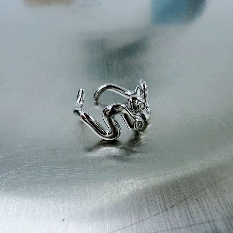 Waveform Symmetry Open Ring