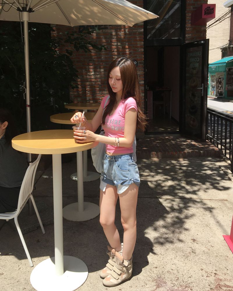 Roll up denim shorts
