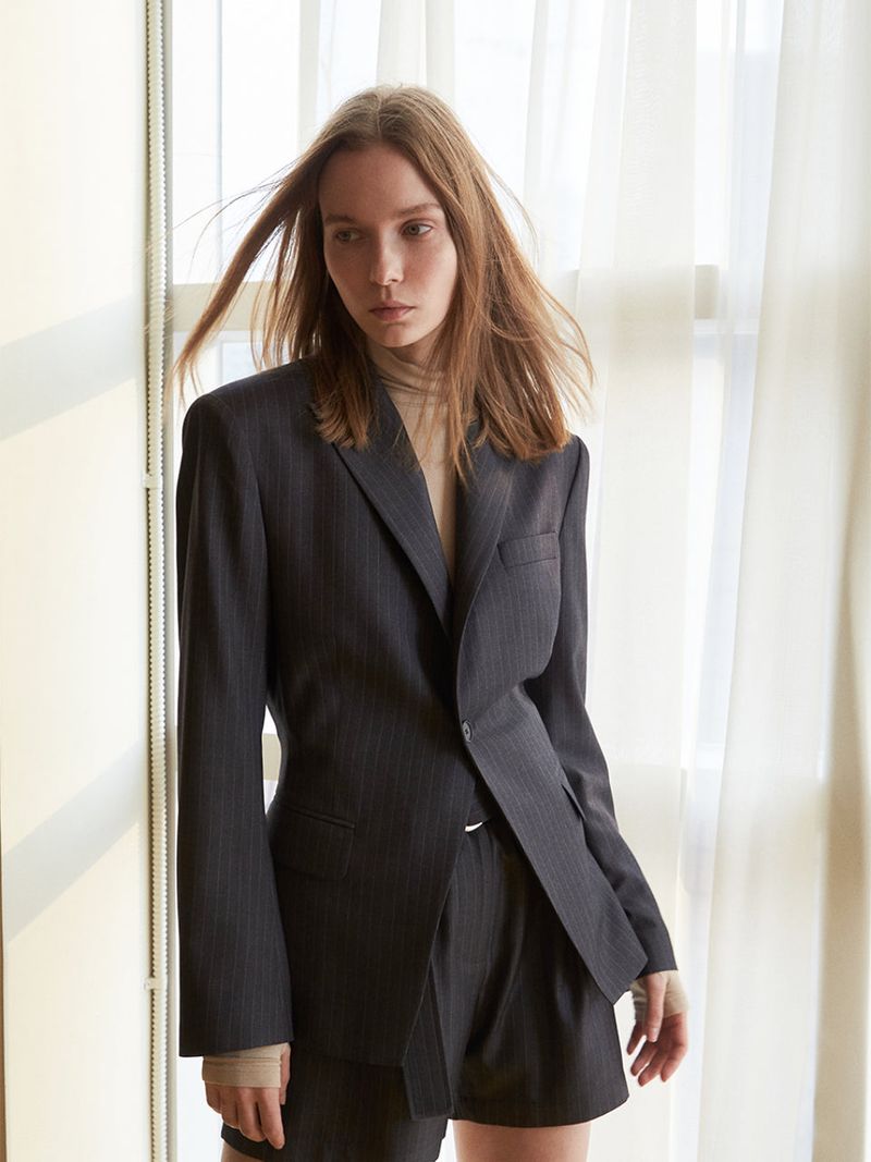 LO AXUAL（ロエクシュアル）の「GRAY HOURGLASS STRIPE BLAZER（Jackets/Outerwear）」