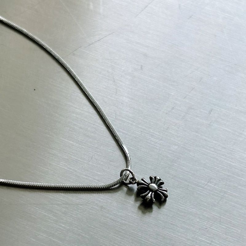 Bloom Necklace